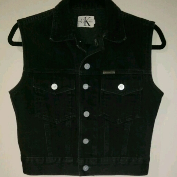 black vest jeans